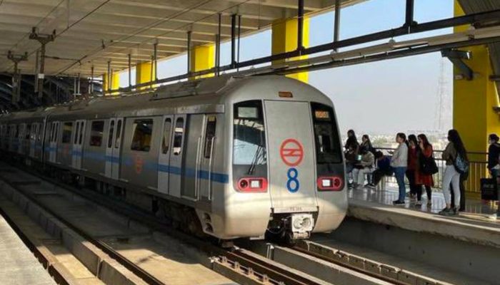 दिल्ली मेट्रो की रेड लाइन पर सेवाएं ठप, DMRC ने किया कारण स्पष्ट