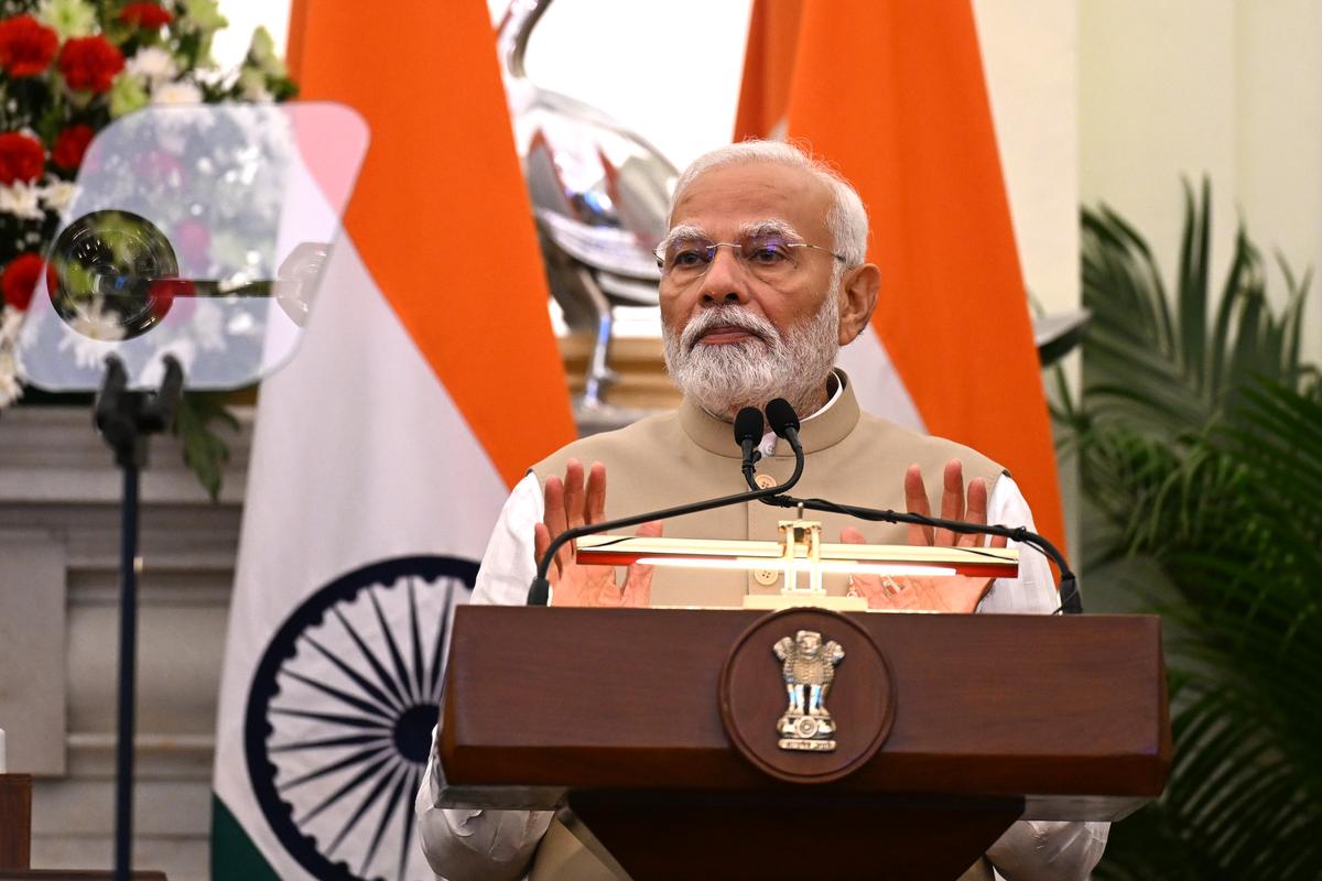 महाराष्ट्र को 7600 करोड़ की सौगात: पीएम मोदी ने रखी प्रमुख विकास परियोजनाओं की आधारशिला