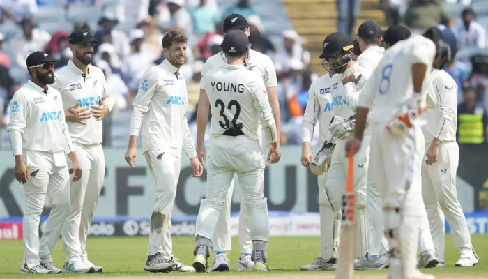 IND vs NZ 2nd Test Day 2 : पुणे टेस्ट में 156 रन पर ढेर हुए भारत के शेर ,न्यूज़ीलैंड को कुल 301 रन की बढ़त