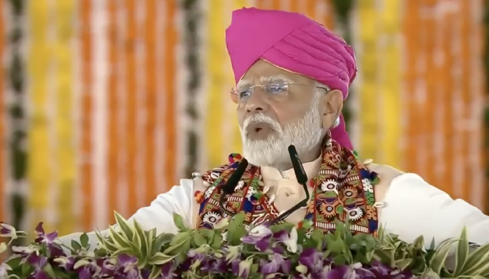 कांग्रेस और ठाकरे की लूट खसोट, भयंकर भड़के मोदी ने बखिया उधेड़ दी