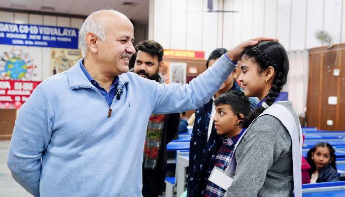 मनीष सिसोदिया ने जंगपुरा विधानसभा क्षेत्र के बच्चों के लिए जारी किया 'शिक्षा घोषणा पत्र'
