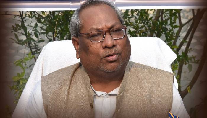 यूपी के कैबिनेट मंत्री डॉ संजय निषाद के क़ाफ़िले के साथ बड़ा हादसा, कई हुए घायल