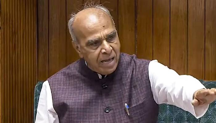BJP नेताओं ने सोनिया गांधी का किया तीखा विरोध, राष्ट्रपति मुर्मु पर दिया था विवादित बयान