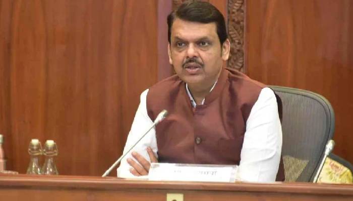 महाराष्ट्र के CM  फडणवीस का राहुल गांधी पर पलटवार, देश से मांगें माफी नेता विपक्ष
