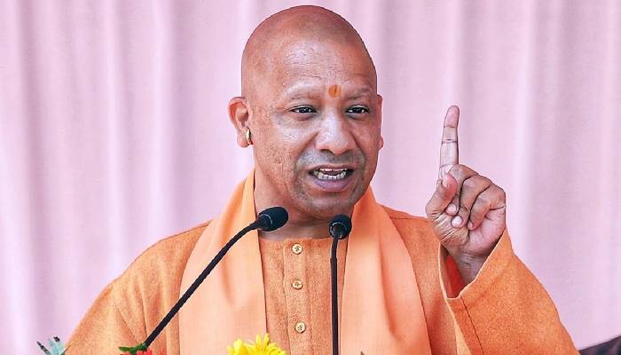 महाशिवरात्रि:  संगम नगरी में भारी भीड़, मुख्यमंत्री योगी आदित्यानाथ ख़ुद कर रहे मॉनिटरिंग