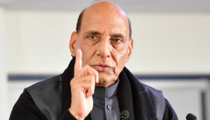 रक्षामंत्री राजनाथ सिंह ने महाकुंभ के समापन के बाद CM योगी के प्रयासों को सराहा