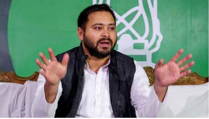 CM नीतीश पर तेजस्वी यादव ने कसा तंज, कहा- जब 15 साल पुरानी गाड़ी नही चल सकती तो 20 साल...