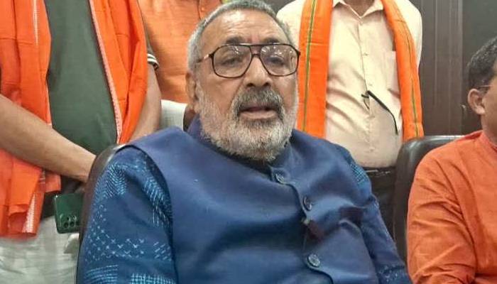 केंद्रीय मंत्री ने गिरिराज सिंह ने आरजेडी प्रमुख पर दिया बड़ा बयान, कहा- 'लालू यादव के डीएनए में लूट'