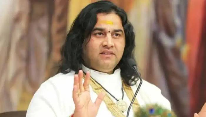 बिहार पहुंचे कथावाचक देवकीनंदन ठाकुर, कहा- सनातन और हिंदू राष्ट्र को लेकर होगी चर्चा !