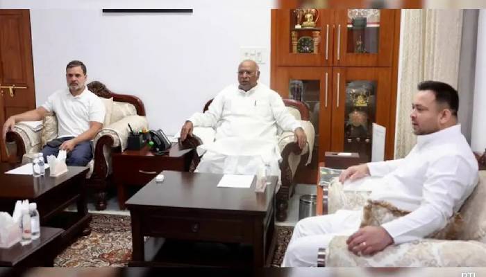 INDIA गठबंधन में खत्म हुआ Congress-RJD के बीच मनमुटाव, तेजस्वी ने साझा की बड़ी जानकारी