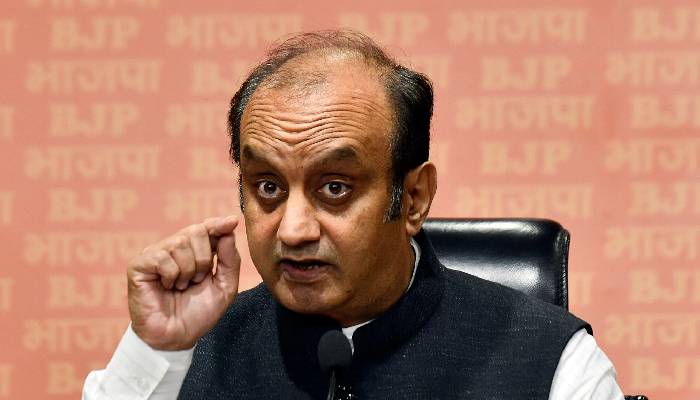 नेशनल हेराल्ड मामले पर सियासी उबाल, Congress के आरोप पर BJP का पलटवार, मोदी सरकार आने के पहले दायर हुआ था केस