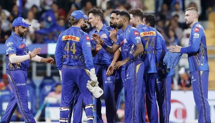 IPL 2025: दिल्ली कैपिटल्स को हराकर प्लेऑफ में पहुंचने वाली चौथी टीम बनी मुंबई इंडियंस, सूर्या के बल्ले और बुमराह-मिचेल की गेंदबाजी ने किया कमाल