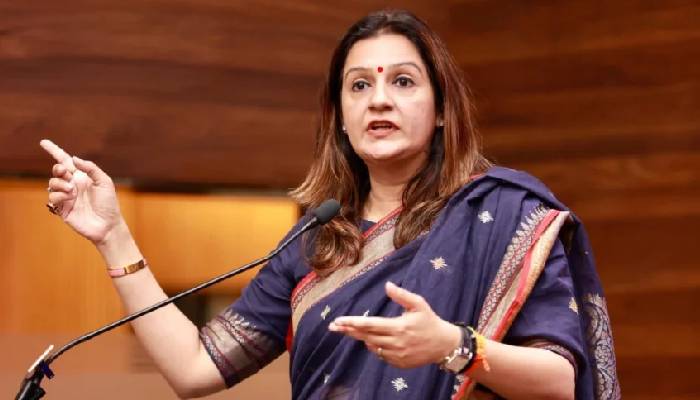 प्रियंका चतुर्वेदी का महायुति पर तंज, सारे बाराती तैयार हो रहे लेकिन दूल्हा कौन होगा...