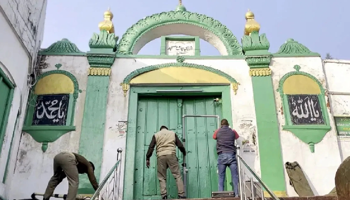 HC ने संभल जामा मस्जिद में रंगाई-पुताई कराने की दी मंजूरी ,लेकिन ढांचे को ना पहुंचे नुकसान