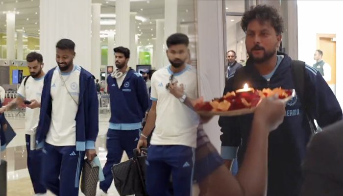 Champions Trophy के लिए दुबई पहुंची टीम इंडिया ,BCCI ने शेयर किया वीडियो