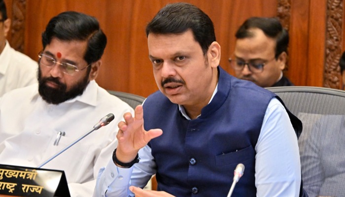 पहलगाम टेरर अटैक के पीड़ित परिवारों के लिए CM फडणवीस का बड़ा ऐलान, मिलेगी ₹50 लाख सहायता राशि और सरकारी नौकरी