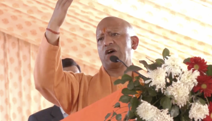 सीएम योगी का विपक्ष पर हमला ,'काहिरा-काठमांडू का वीडियो दिखाकर महाकुंभ को बदनाम किया गया'