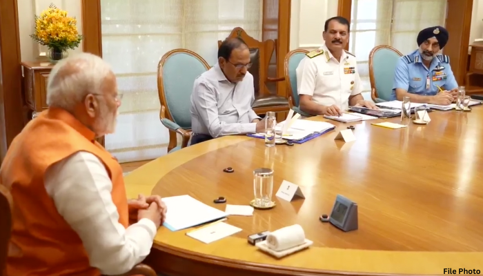दिल्ली में बड़ी मीटिंग, वायुसेना प्रमुख के साथ पीएम मोदी ने सेट किया टारगेट!
