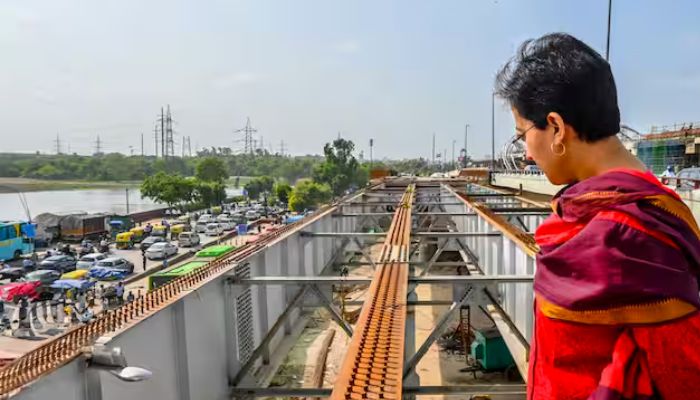 दिल्ली की जनता को मिली फ्लाईओवर की सौगात, सीएम आतिशी ने किया उद्घाटन