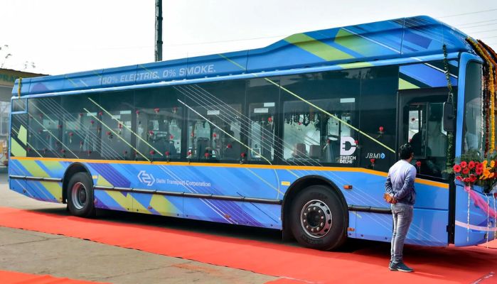 DTC Electric Buses: खुशखबरी, दिल्ली वालों की सुरक्षा के लिए आई ये शानदार बस, 48 रूटों को करेगी कवर