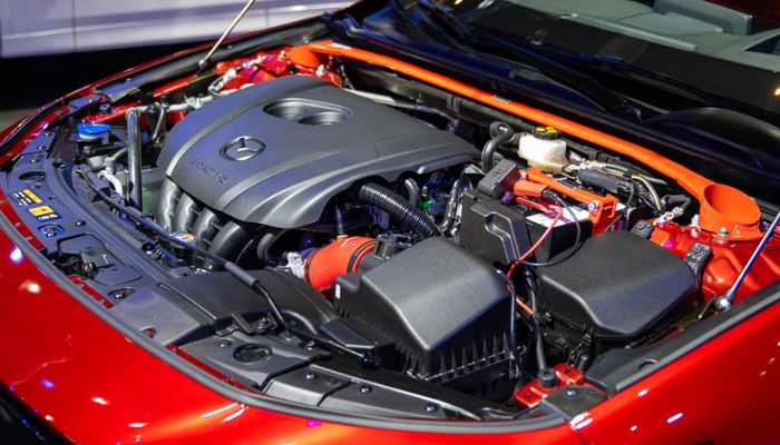 Car Engine की सेहत का राज: कार स्टार्ट करने के बाद 2 मिनट का करें इंतजार