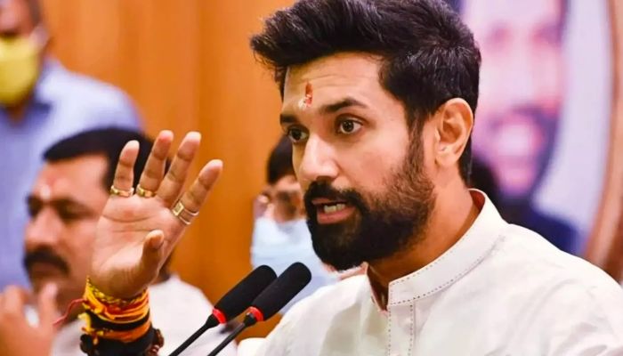 विधानसभा चुनाव संपन्न होने के बाद चिराग पासवान ने दी झारखंड और महाराष्ट्र में BJP सरकार बनने की हरी झंडी
