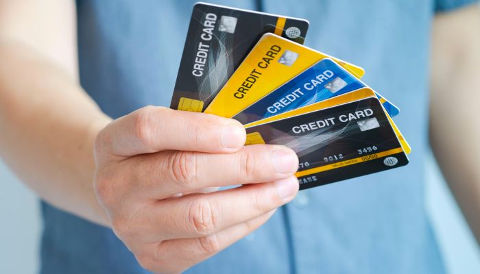 भारत में Credit कार्ड धारकों के लिए बढ़ी हुई इंटरचेंज फीस, जानें क्या होगा असर