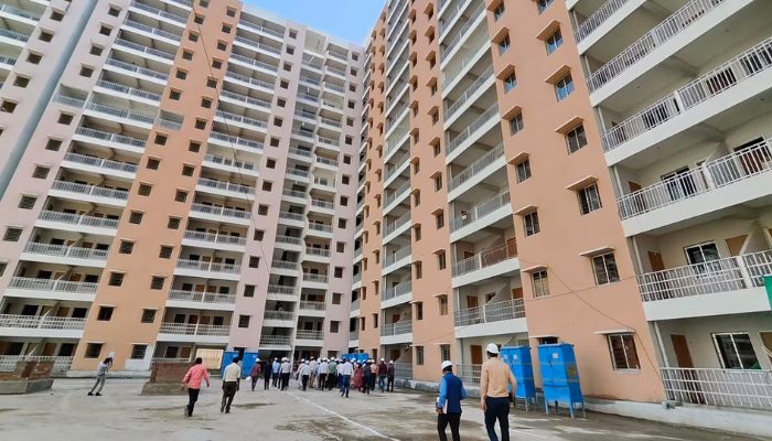 Delhi Cheapest Flats: इस दिवाली दिल्ली में रह रहें किरायदारों का सपना होगा सच, इतने कम दाम में होगा अपना आशियाना