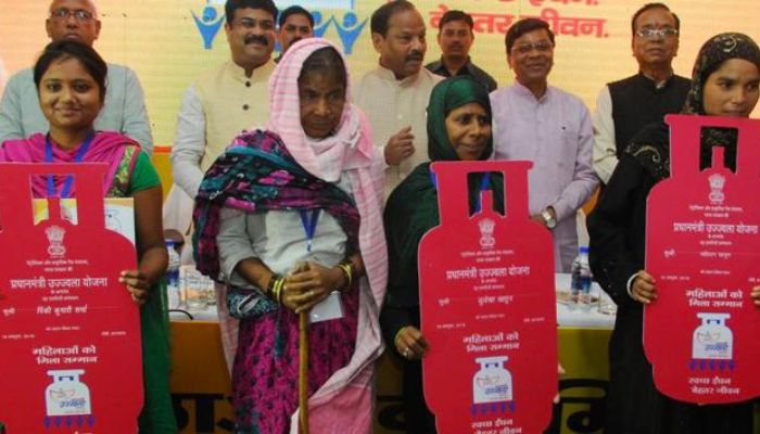 दो महिलाओं को मिलेगा एक ही घर में फ्री गैस कनेक्शन? जानिए सरकारी नियम