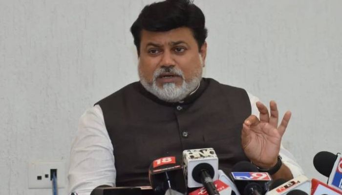 'छावा' फिल्म का गाना आते ही मराठा समुदाय के लोगों ने किया भारी विरोध, मंत्री उदय सामंत ने जताया आभार