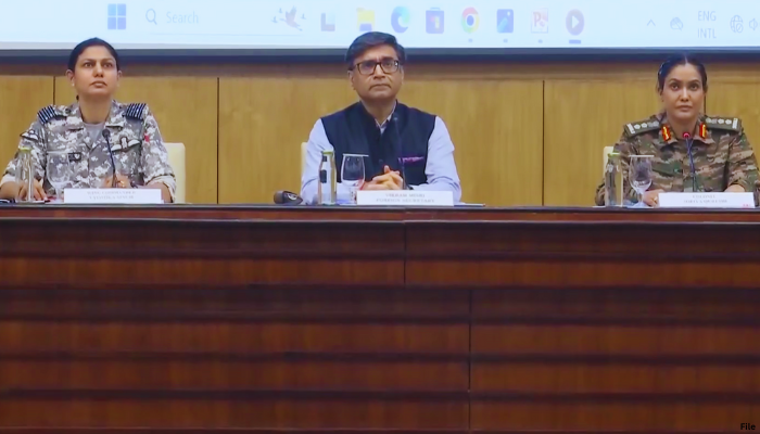 भड़काऊ हरकतें कर रहा पाकिस्तान, भारतीय सेना दे रही करारा जवाब... MEA ने PC कर दी जानकारी, VIDEO भी जारी किया