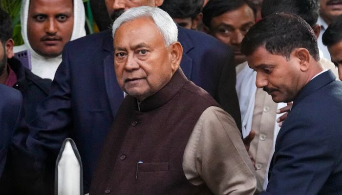 जेडीयू में बड़ा सियासी भूचाल, एक साथ 15 नेताओं ने छोड़ा नीतीश का साथ!