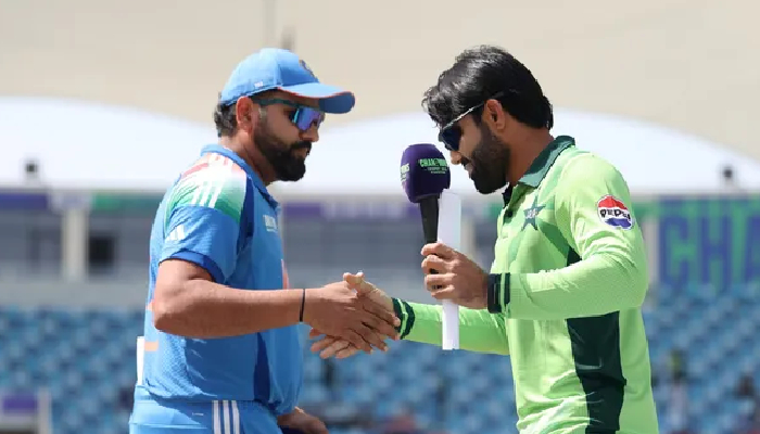 IND vs PAK :पाकिस्तान ने टॉस जीतकर पहले बल्लेबाजी चुनी ,फखर जमान की जगह इमाम-उल-हक खेलेंगे