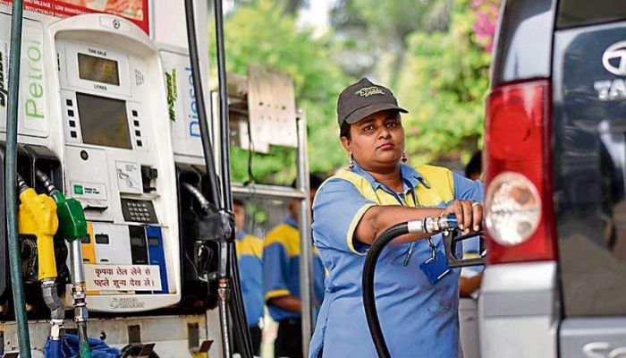 QR कोड से प्रमाणित वाहनों को ही मिलेगा Petrol , अनफिट व्हीकल्स को होगा बड़ा नुक्सान
