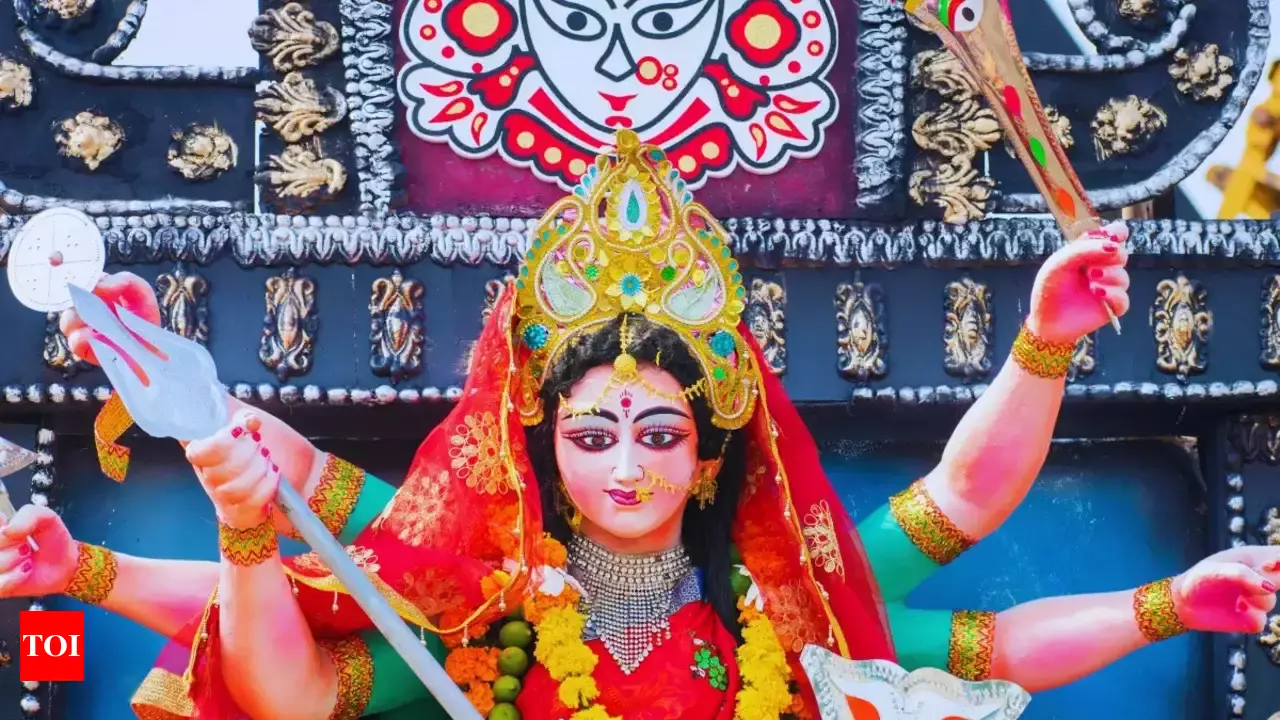 11 या 12 अक्टूबर, आखिर कब है अष्टमी-नवमी? दूर करें कन्फ्यूजन