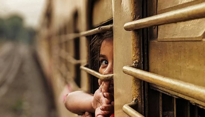 Indian Railway: रेलवे अपने यात्रियों को देता है फ्री में ये सुविधा, जान कर हो जाएंगे हैरान
