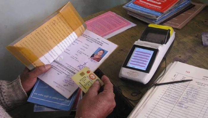 Ration Card: इन राशन कार्ड धारकों का कटा योजना से पत्ता, फ्री में गेहू, चावल जैसी चीजों को लेना भूल जाइए
