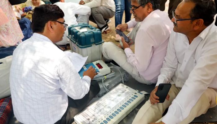 Lok Sabha Election 2024: चुनाव के रिजल्ट में दिखे कोई भी गड़बड़ी तो यहाँ तुरंत करे शिकायत, जाने कैसे