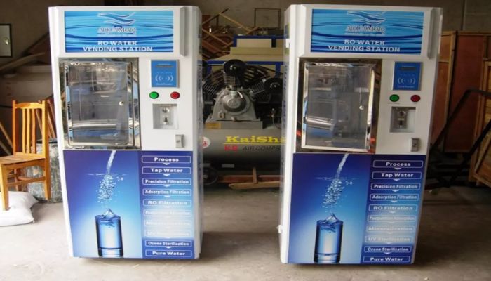 महाकुंभ 2025 में वाटर एटीएम से बटन दबाते ही मिल रहा Free RO पानी