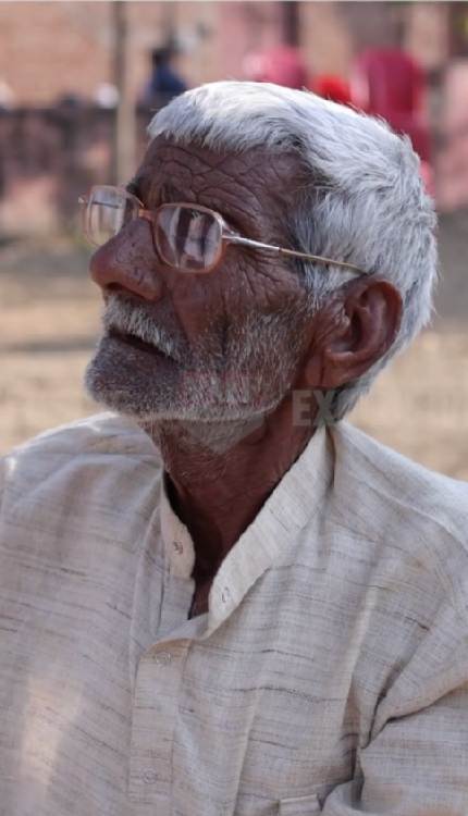 ‘बाबा ने खुलकर बोलने की दी हिम्मत’, Yogi को क्यों दुआएं दे रहें UP के बुजुर्ग