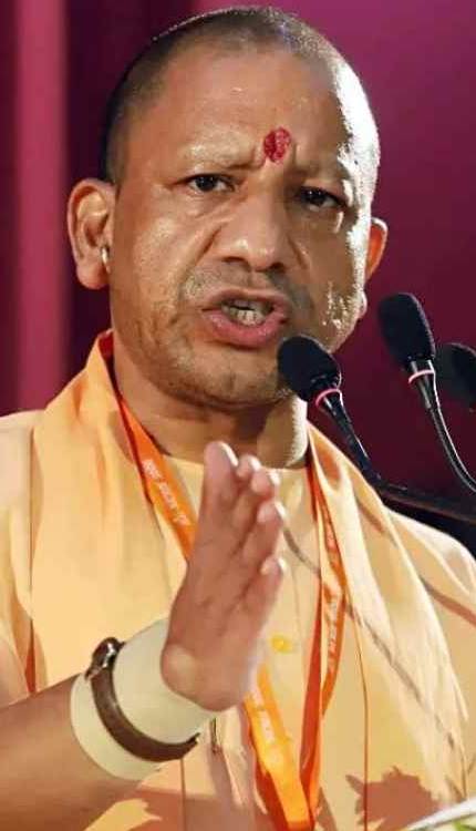 भगवाधारी योगी ने क्यों कह दिया- अखिलेश यादव के आदर्श औरंगजेब हैं?