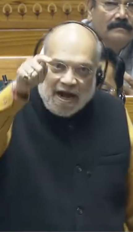 Rahul Gandhi ने सदन में बोला बड़ा झूठ, Amit Shah ने तुरंत बेनकाब कर दिया!