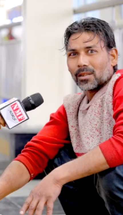 अरे बाप रे ! मोदी पहले हैं बीवी बाद में ! आस मोहम्मद नाम का शख्स तो PM का कुछ ज्यादा ही बड़ा फैन निकला!