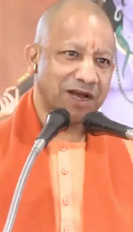 'रोज ब्याह कर ले'...CM योगी ने रवि किशन की मौज ली