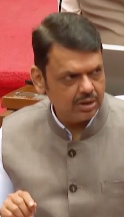 एक लाख 17 हजार लड़कियां गायब, सीएम Fadnavis के जवाब से मची खलबली!
