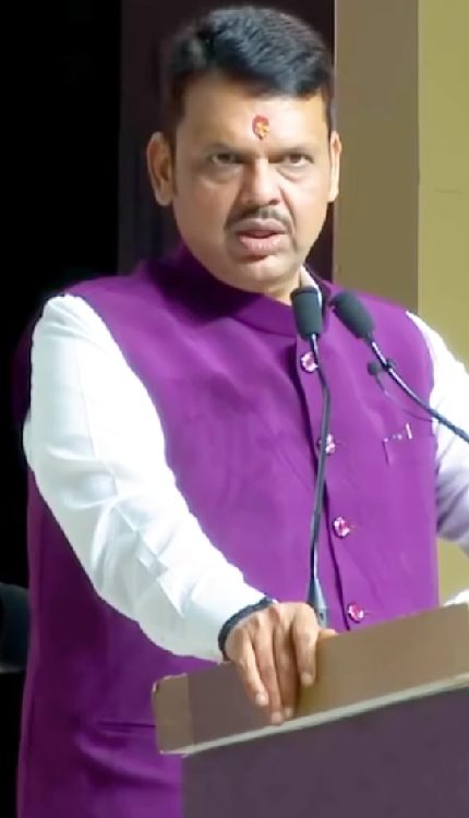 Maharashtra सरकार ने जबरदस्ती धर्म परिवर्तन करवाने वालों के खिलाफ ले लिया बड़ा एक्शन!