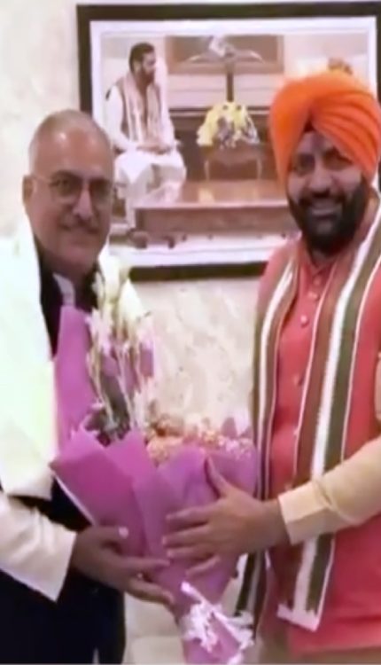 भाजपा के राज्यसभा उम्मीदवार संजय भाटिया ने हरियाणा के मुख्यमंत्री नायब सिंह सैनी से की मुलाकात