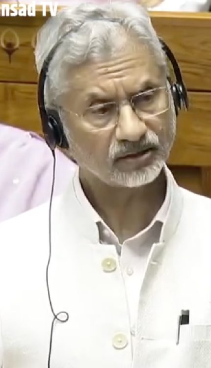 Indians के लिए S Jaishankar ने किया बड़ा ऐलान, बोले- भारतीयों का हित हमारे लिए सबसे ऊपर!