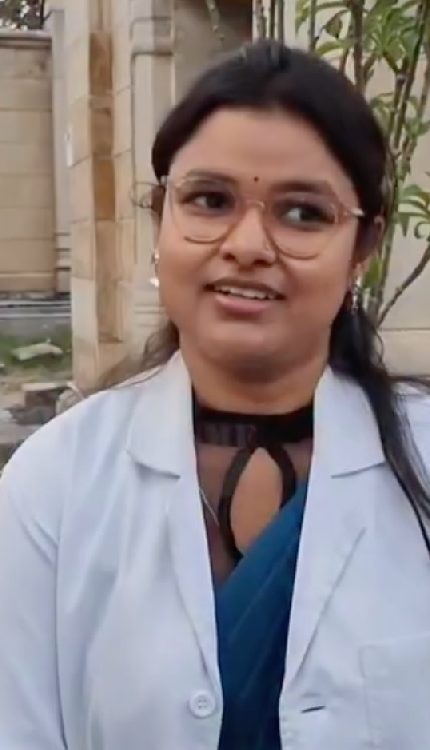 Yogi राज में मिली सरकारी नौकरी तो आरक्षण पर क्या बोली दलित लड़की ?