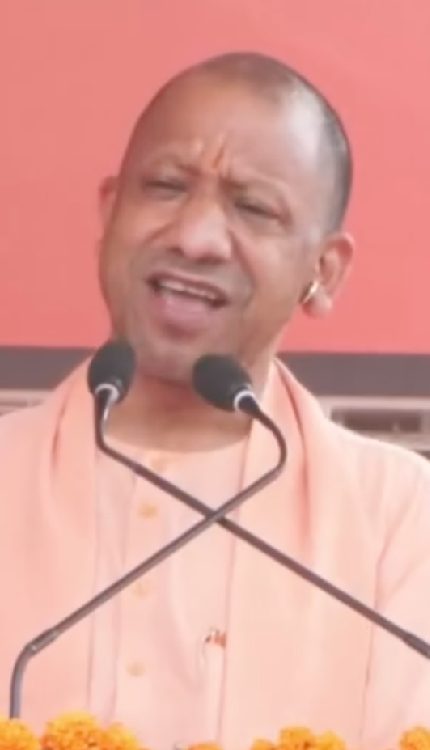 बंगाल वालों से बोले योगी "UP में बुलडोजर मंगा लो"